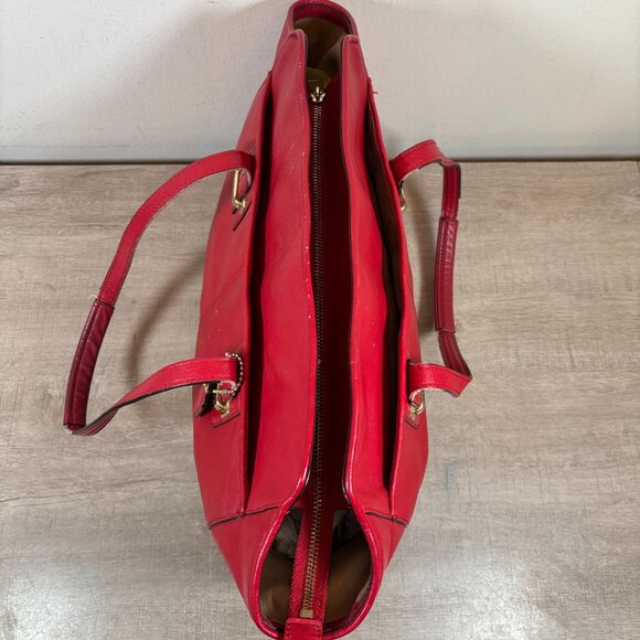 Vtg Coach Taylor Red Leather Purse - Picture 6 of 16